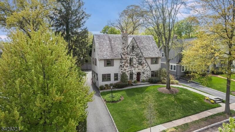 13 Ferncliff Ter, Glen Ridge Boro Twp., NJ 07028