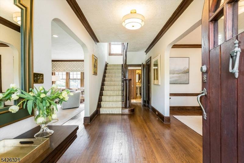 13 Ferncliff Ter, Glen Ridge Boro Twp., NJ 07028