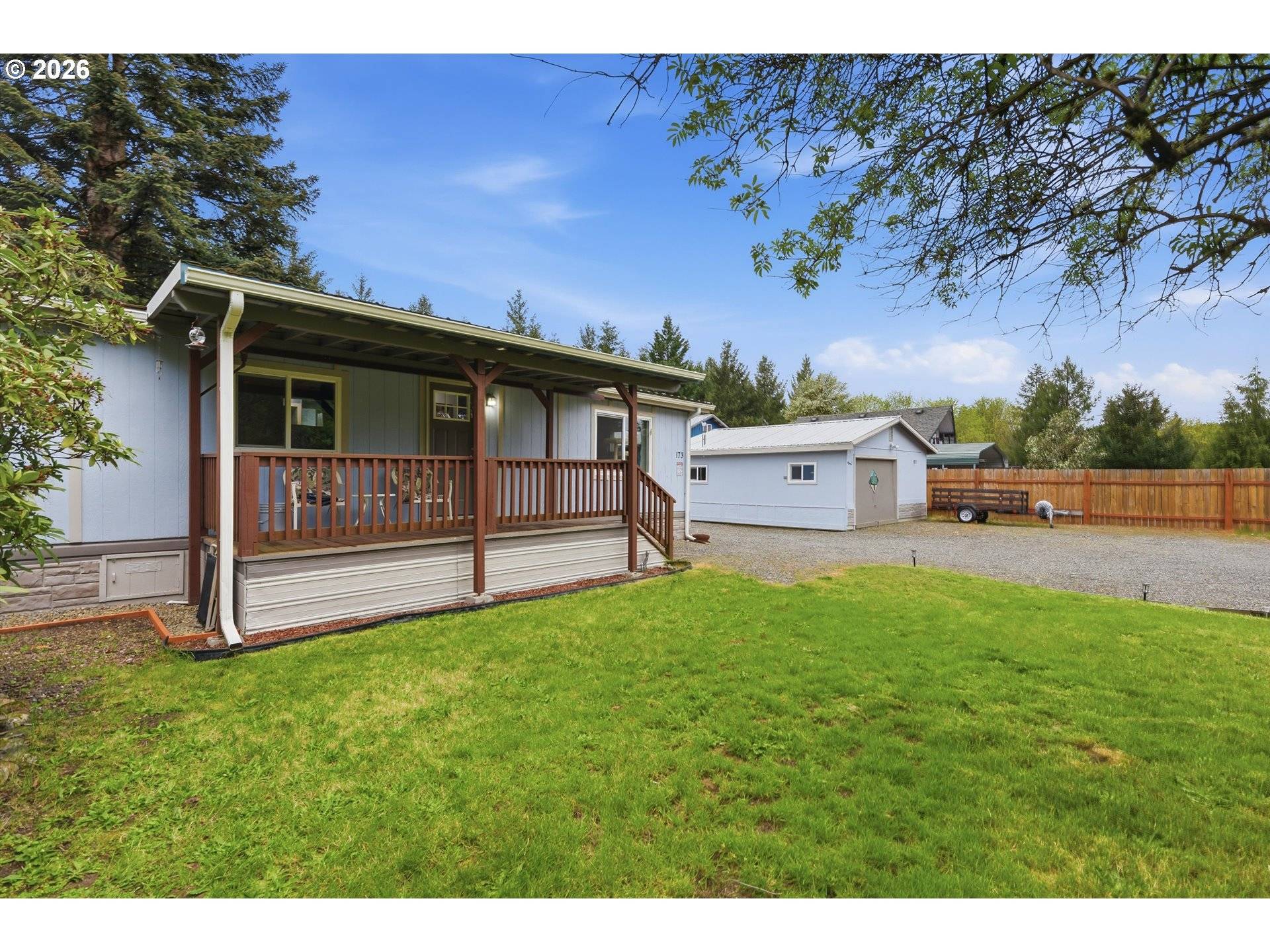 173 RIVERVIEW DR, Castle Rock, WA 98611