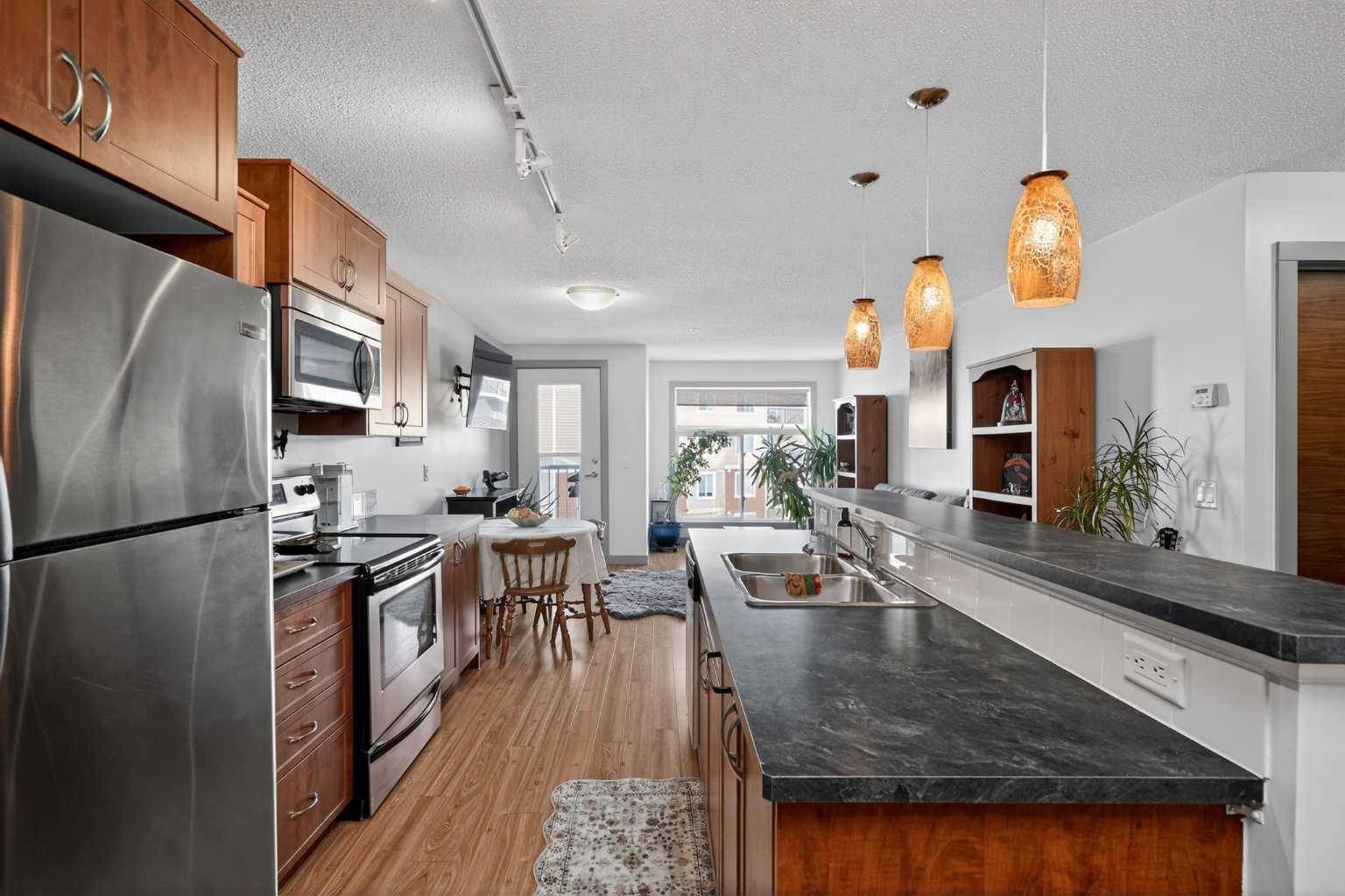 700 Willowbrook RD NW #2332, Airdrie, AB T4B 0L5