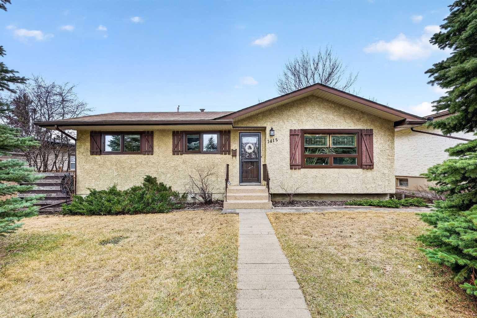 1415 108 AVE SW, Calgary, AB T2W 0C6