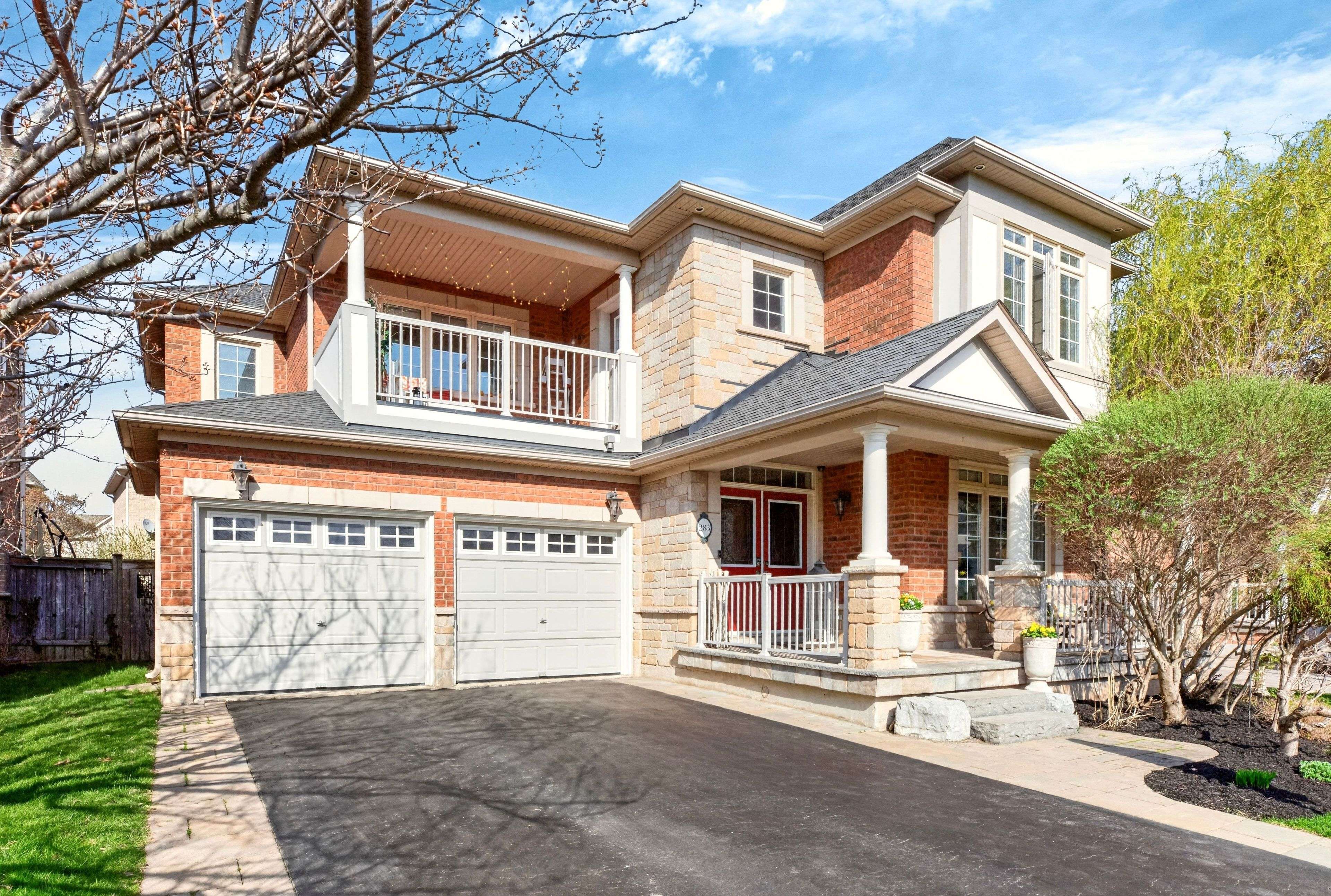 283 Turning Leaf RD, Oakville, ON L6L 6V5