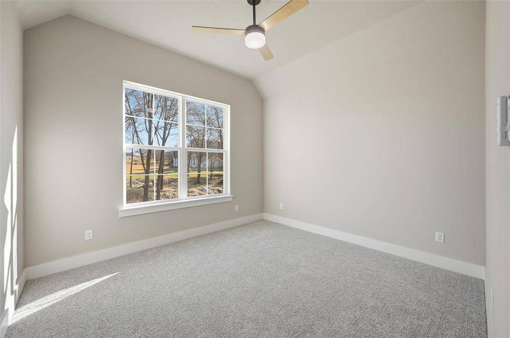 1053 Llano Way, Poolville, TX 76487