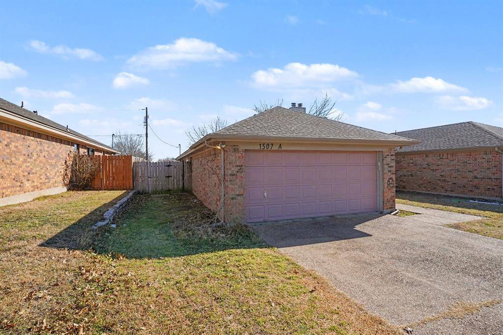 1507 Lindsey Lane #A, Cleburne, TX 76033