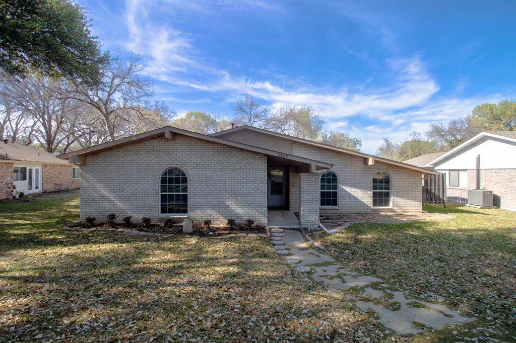 5909 Excalibur Drive, Garland, TX 75044