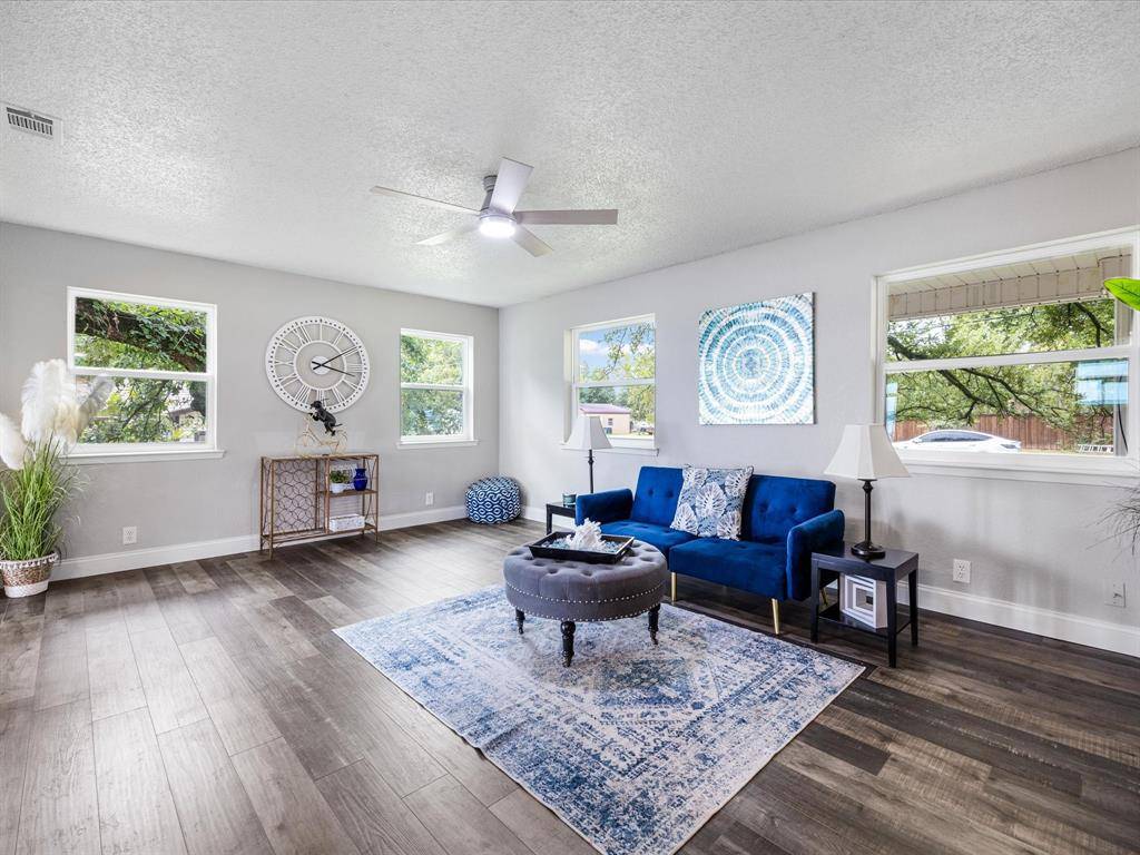 11314 Stanfield Drive, Azle, TX 76020