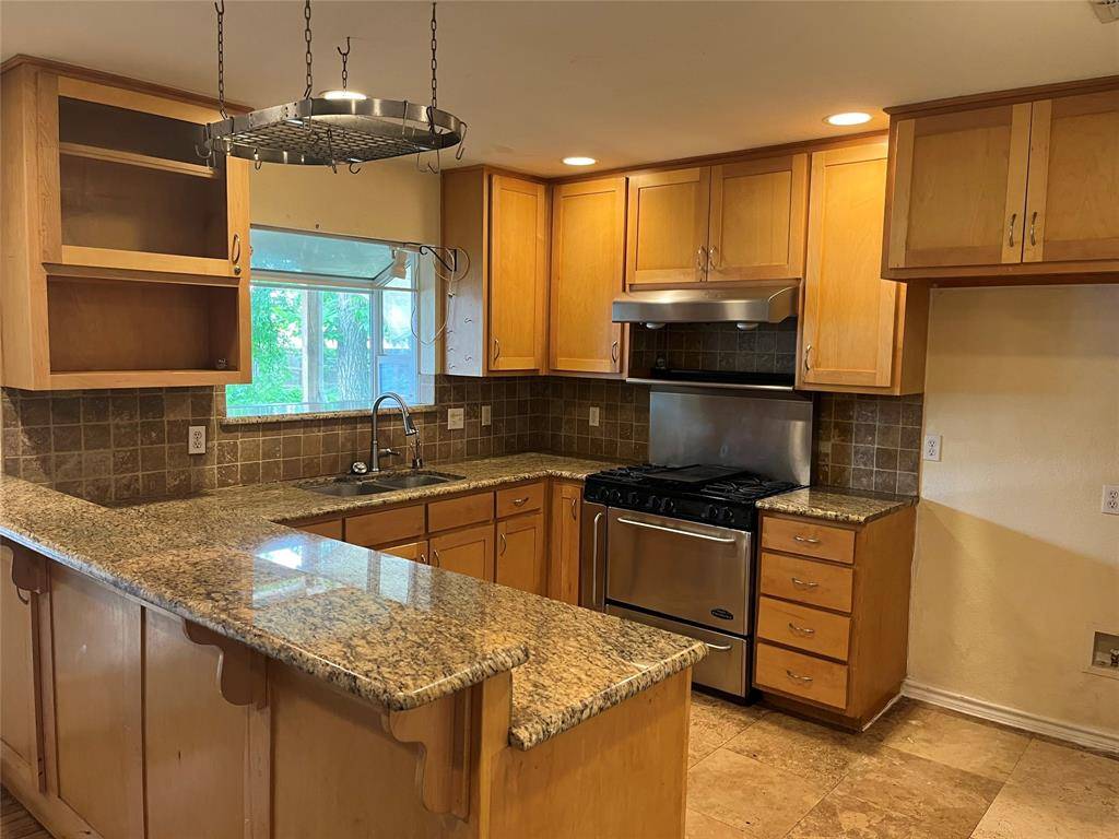 4060 Mt Vernon Avenue, Fort Worth, TX 76103