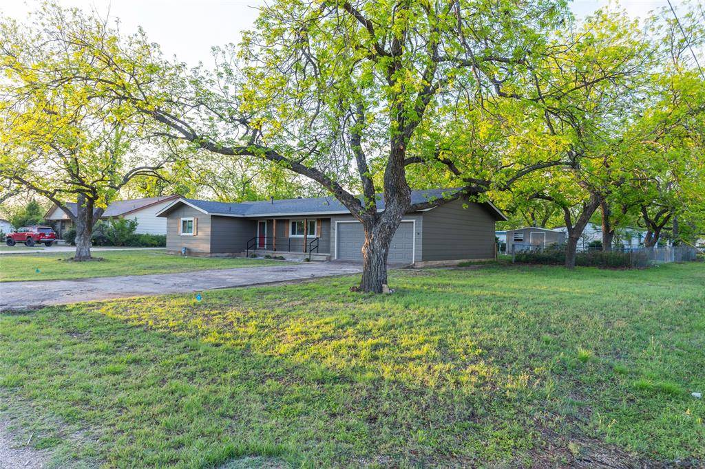 703 Cherry Heights, Clyde, TX 79510