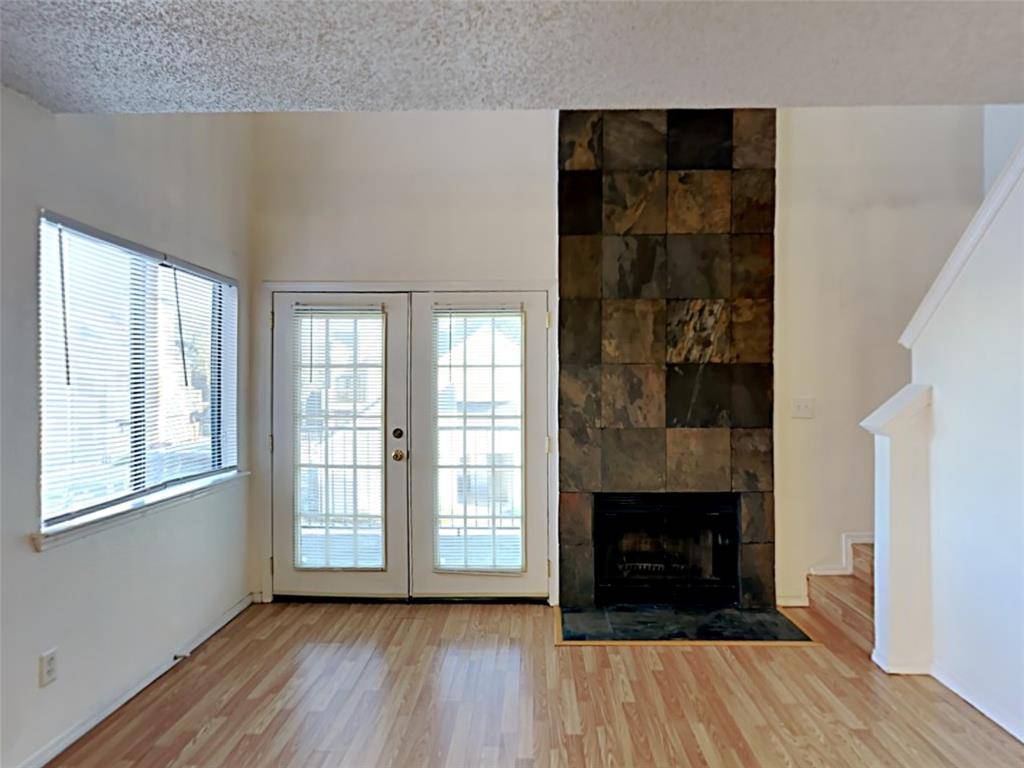 3121 Sondra Drive #208, Fort Worth, TX 76107