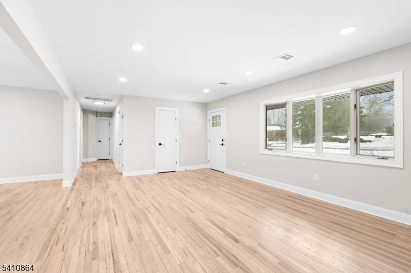 9 Adelaide Ter, West Milford Twp., NJ 07480