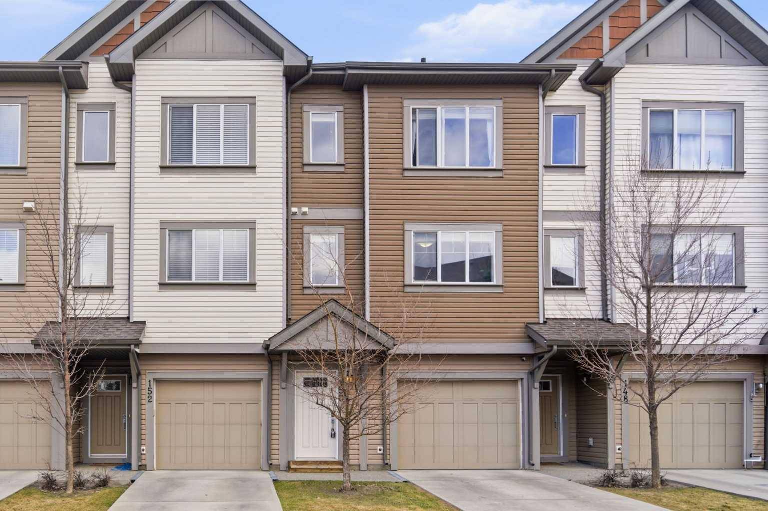 150 Copperpond Villas SE, Calgary, AB T2Z 5B8