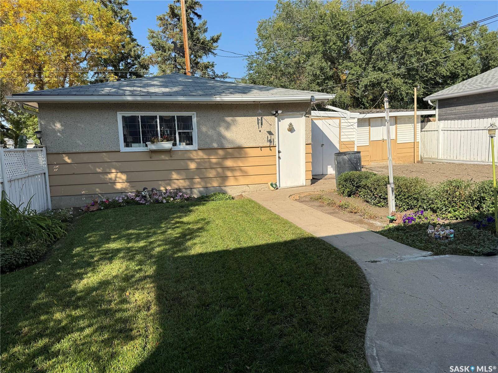 1200 12th AVENUE E, Regina, SK S4N 0M5