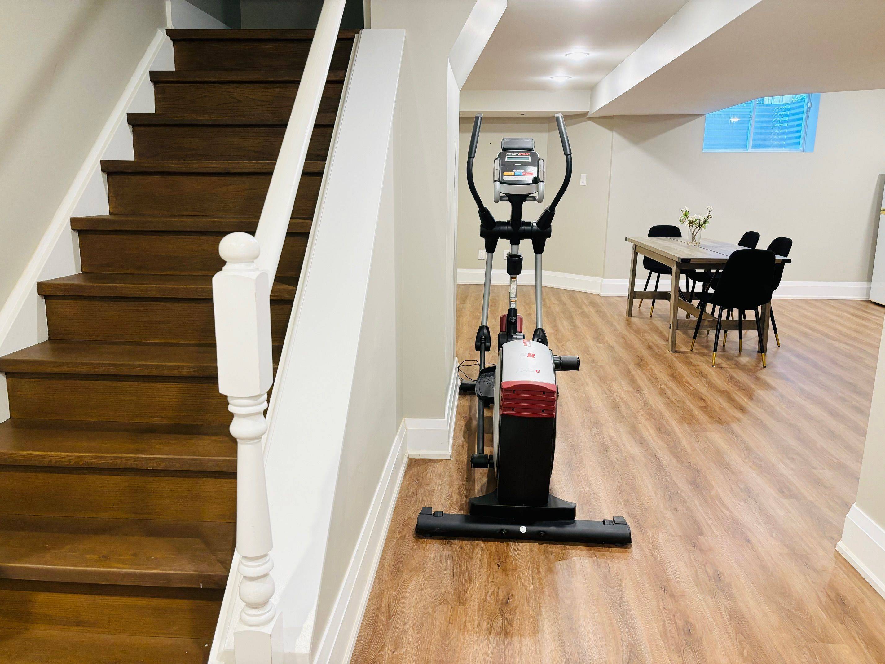 1397 Heritage WAY #Lower Level, Oakville, ON L6M 3C2