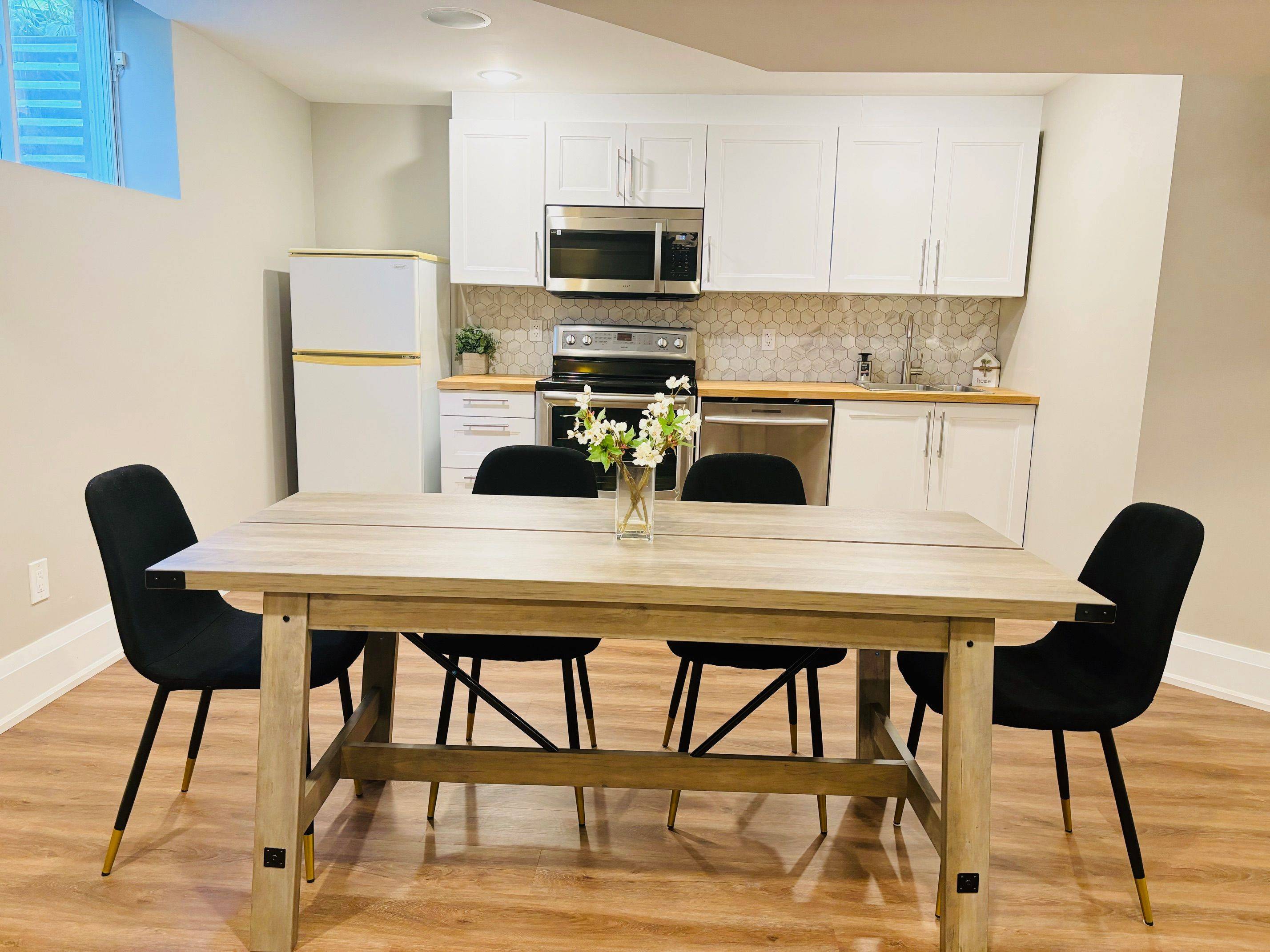 1397 Heritage WAY #Lower Level, Oakville, ON L6M 3C2