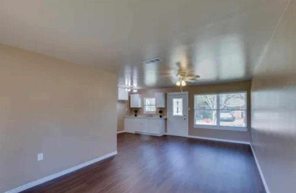 4330 Pensacola Court, Dallas, TX 75211