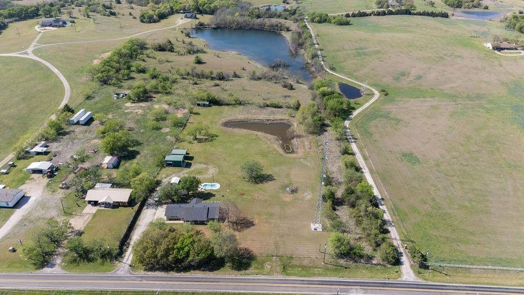 6110 Fm 660, Ennis, TX 75119