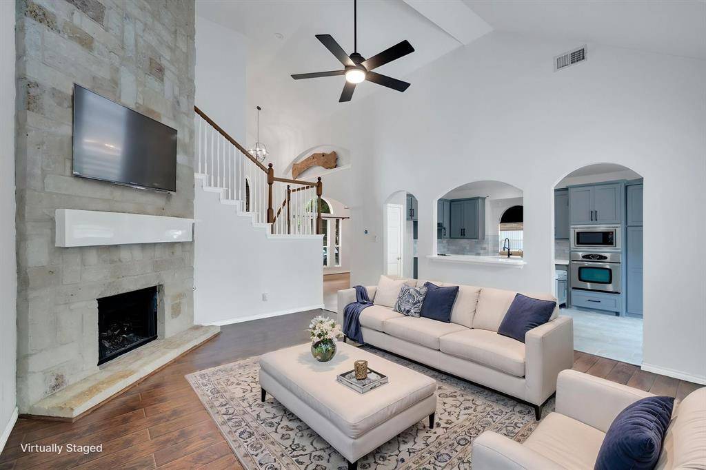 4940 Paddock Drive, Fort Worth, TX 76244