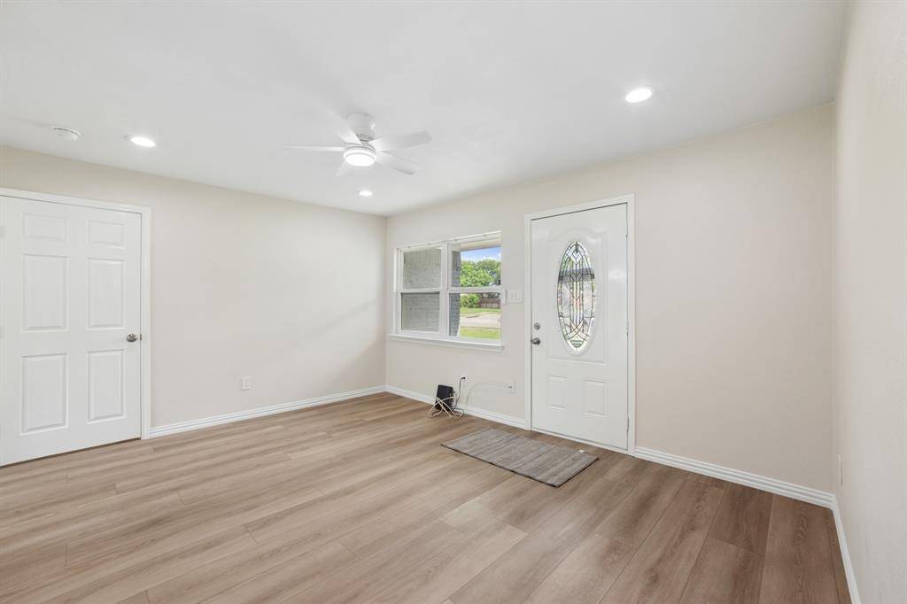 3613 Edgebrook Drive, Mesquite, TX 75150