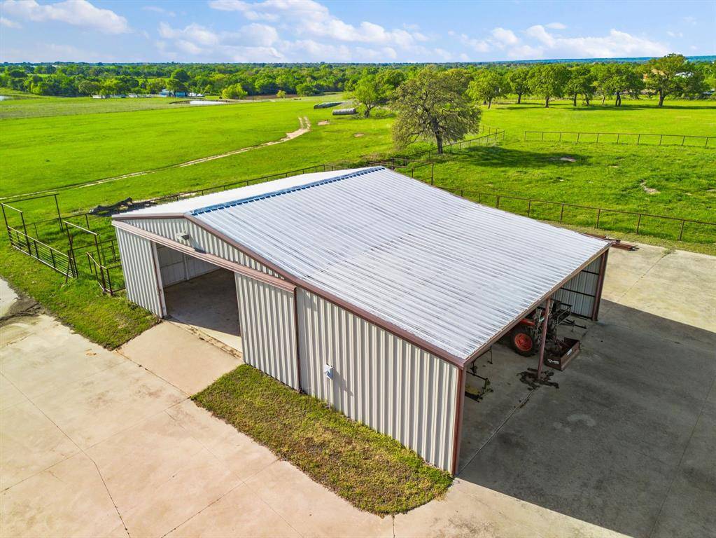 266 County Road 4577, Boyd, TX 76023