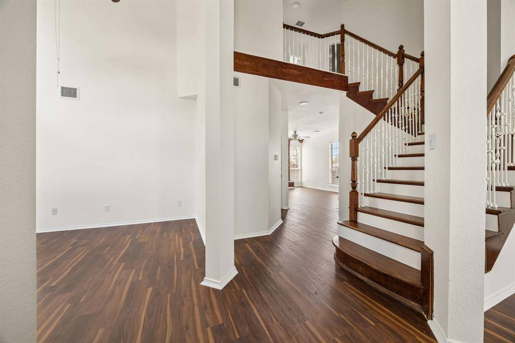 1604 Bennington Drive, Carrollton, TX 75007