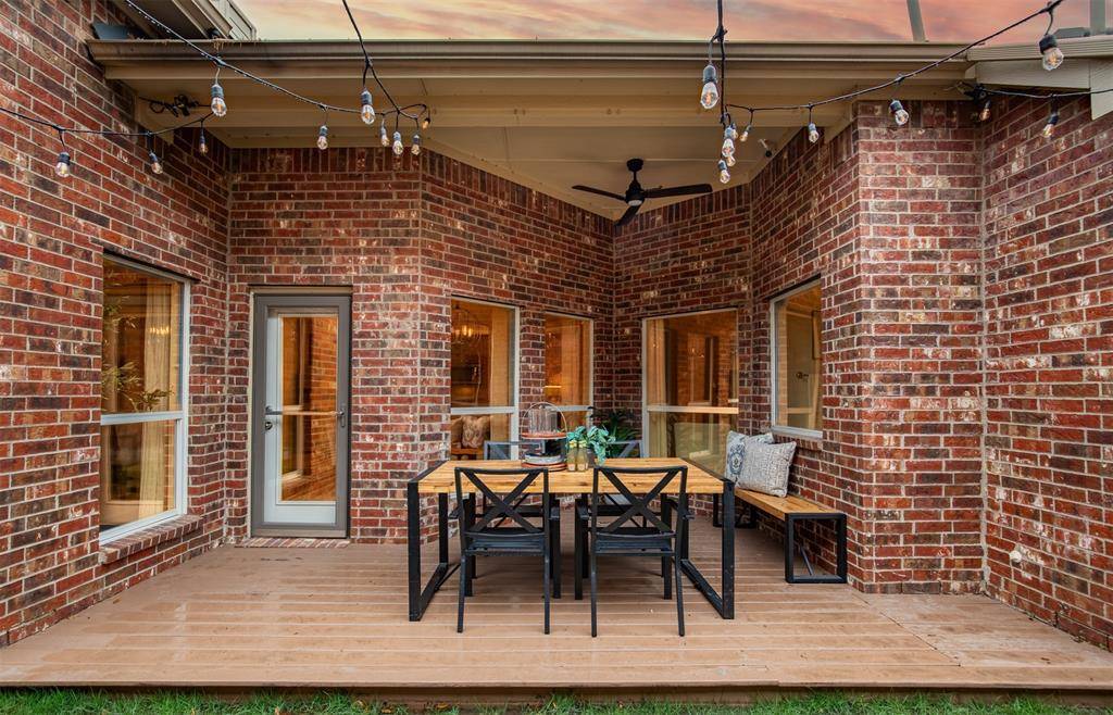 9458 Park Garden Drive, Frisco, TX 75035