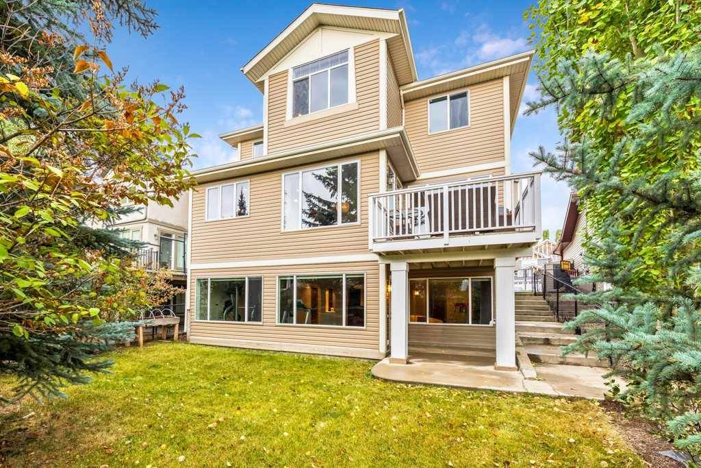 40 Cougar Ridge HTS SW, Calgary, AB T3H 4X5