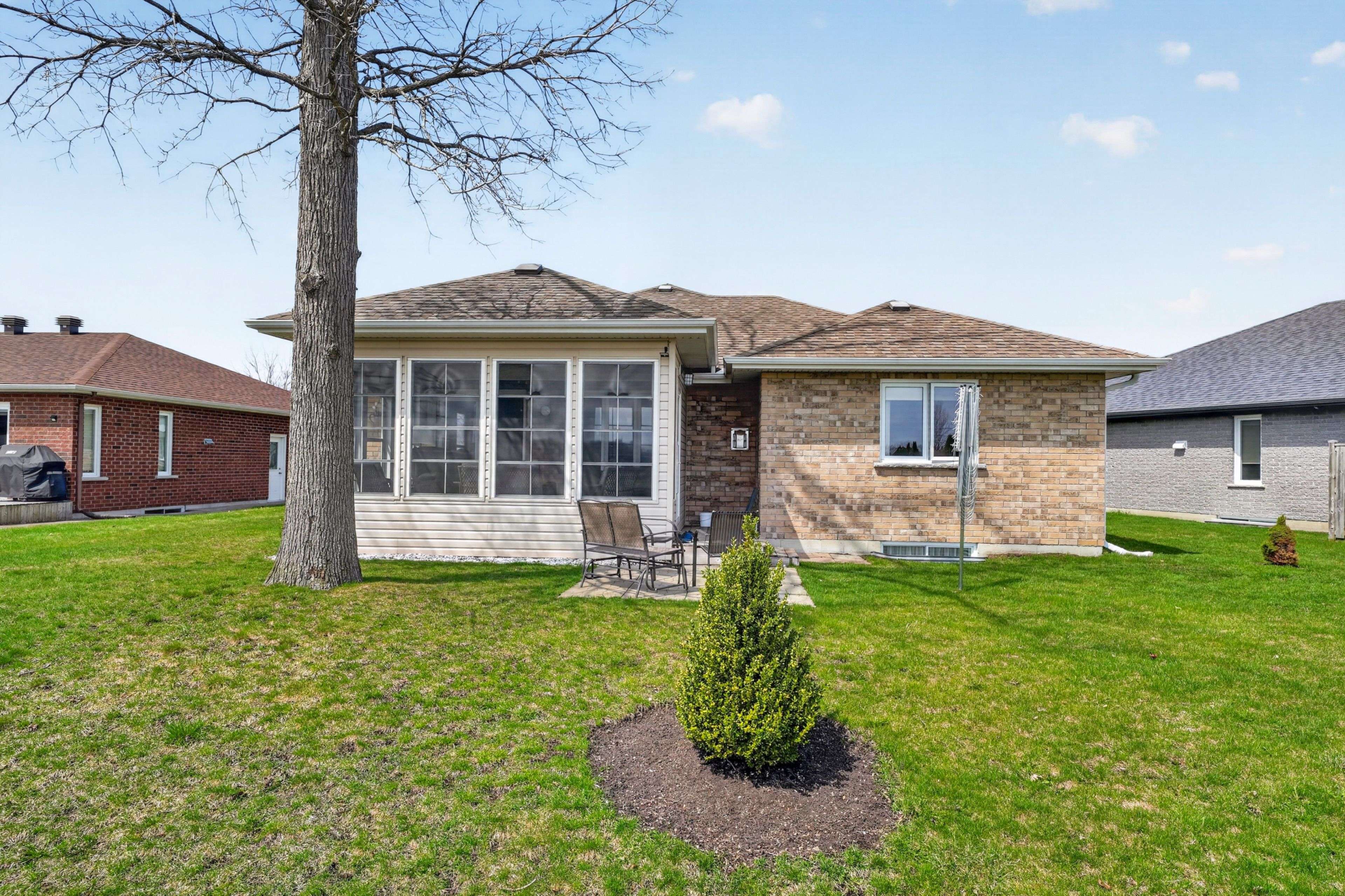 516 Jo Anne CRES, Cornwall, ON K6H 7H7