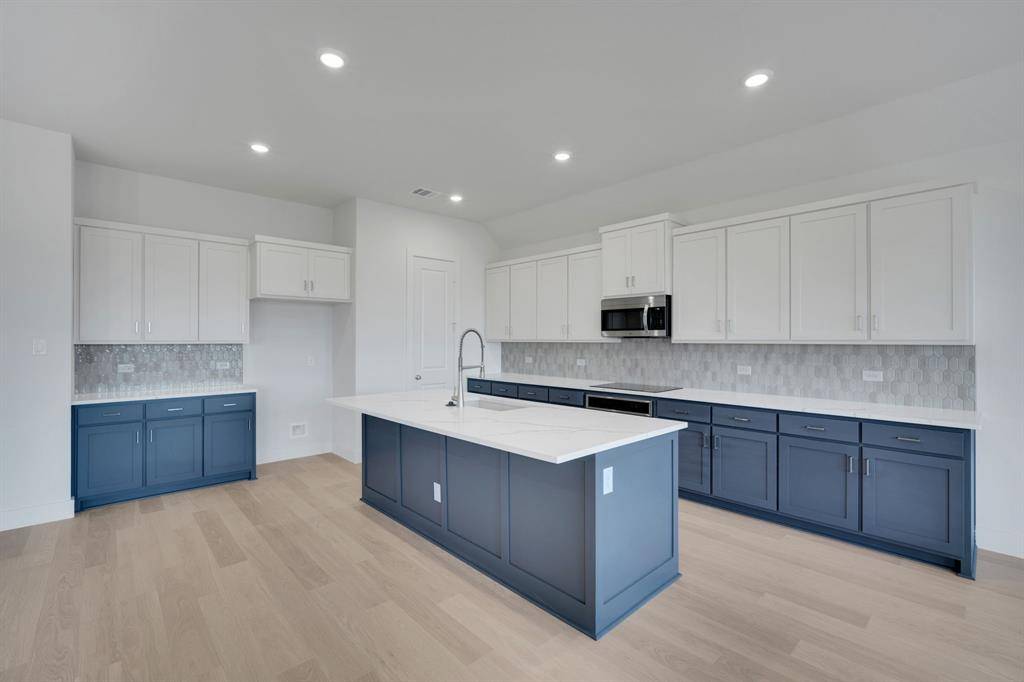 4308 Laurel Trail, Midlothian, TX 76065