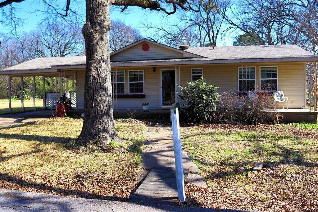 220 Littlefield Drive, East Tawakoni, TX 75472