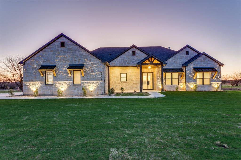 6306 Starlight Ranch Road, Godley, TX 76044