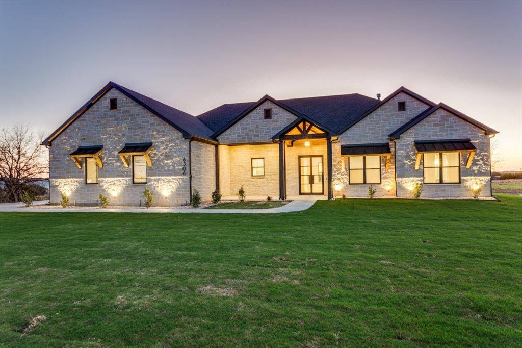 6306 Starlight Ranch Road, Godley, TX 76044