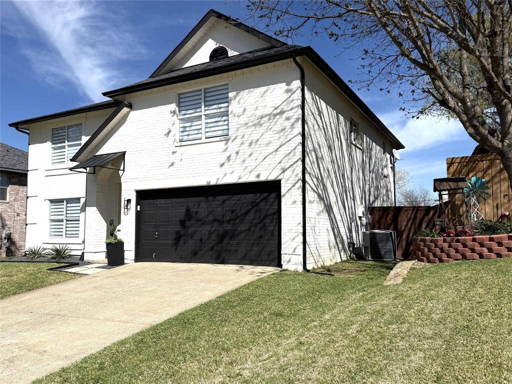 2312 Collington Drive, Roanoke, TX 76262