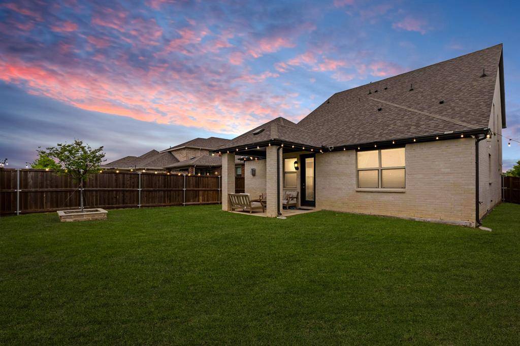 7325 Bronco Bluff, Sachse, TX 75048