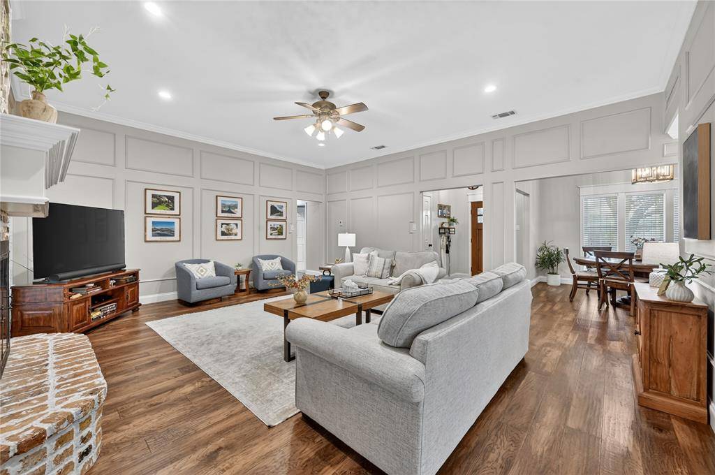 2007 Iron Horse Court, Arlington, TX 76017