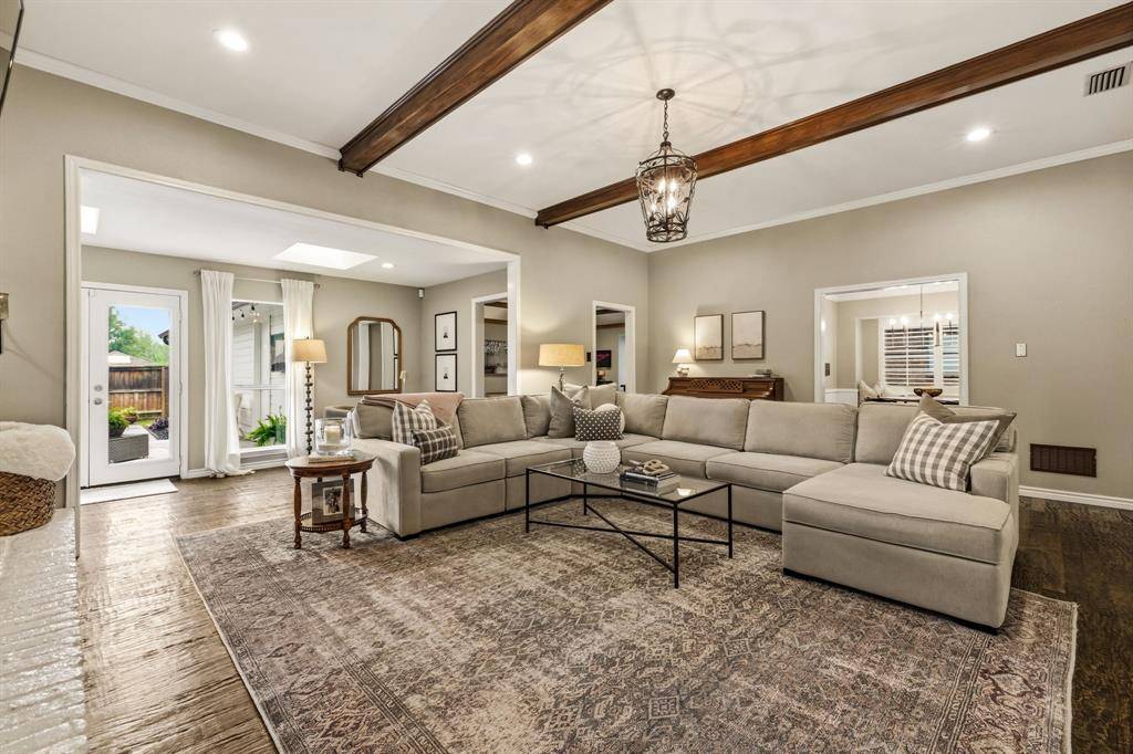 200 Mockingbird Lane, Coppell, TX 75019