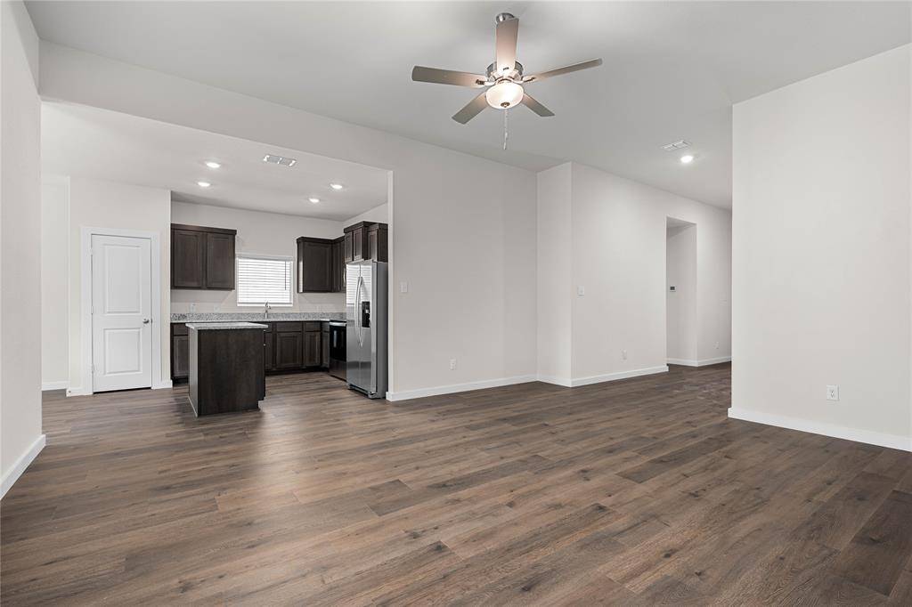 1717 Paul Drive, Seagoville, TX 75159