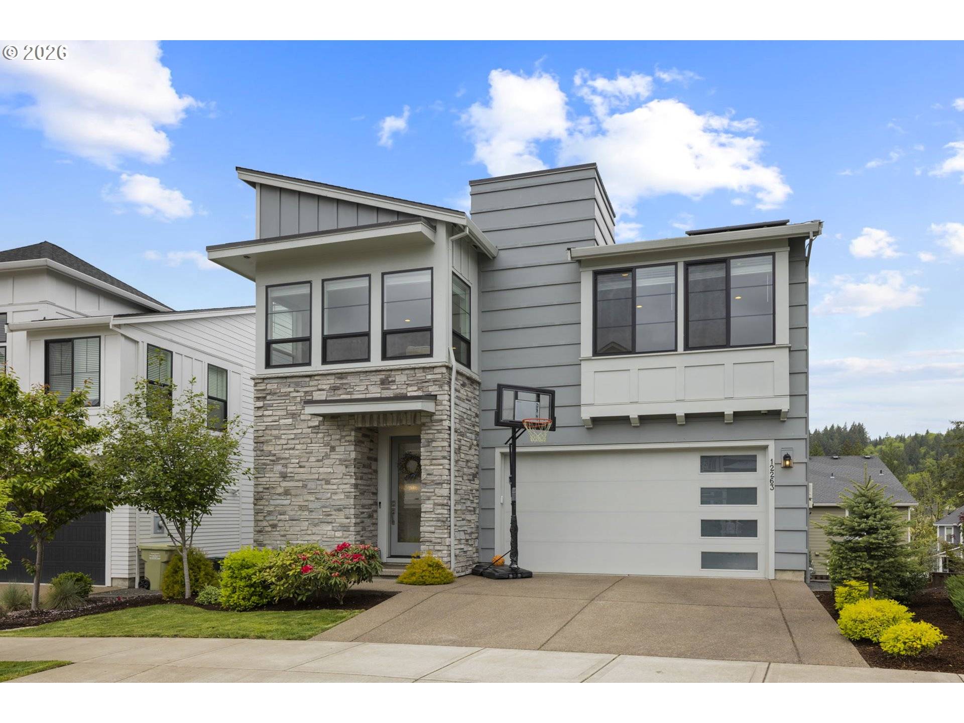 12263 NW HILLER LN, Portland, OR 97229