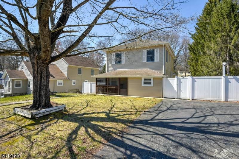 36 Decker Ave, Butler Boro, NJ 07405