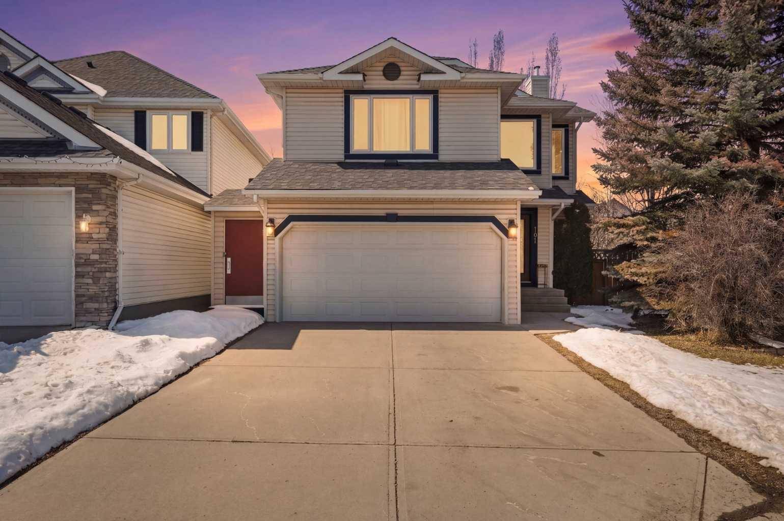 161 Douglas Glen Heath SE, Calgary, AB T2Z 2N1