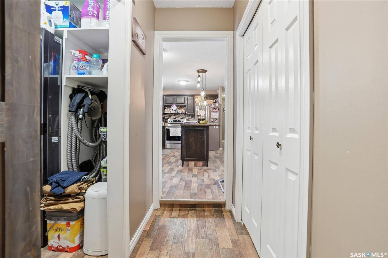1068 Athabasca STREET W, Moose Jaw, SK S6H 2E6