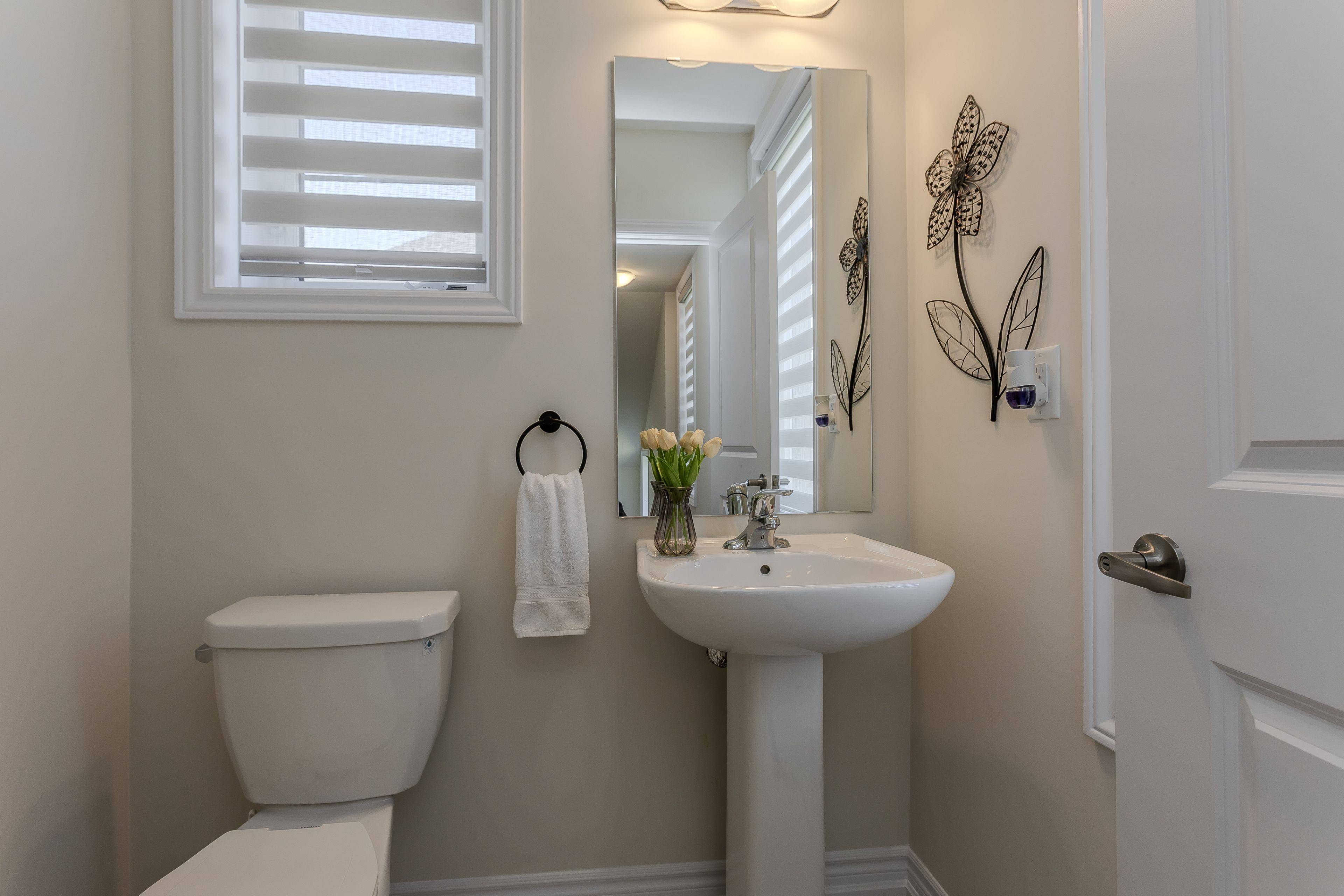 1401 Almonte DR, Burlington, ON L7P 0V8