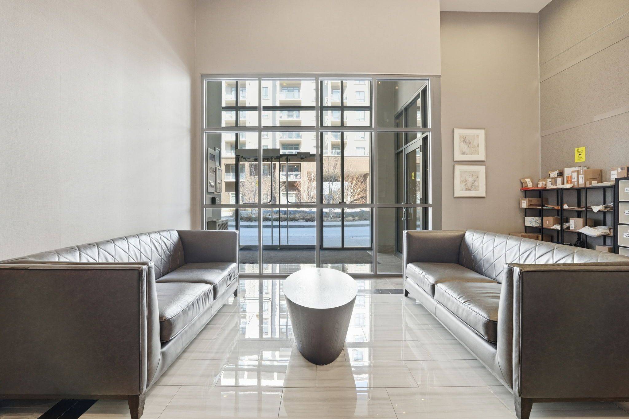 2490 Old Bronte RD #720, Oakville, ON L6M 0Y5