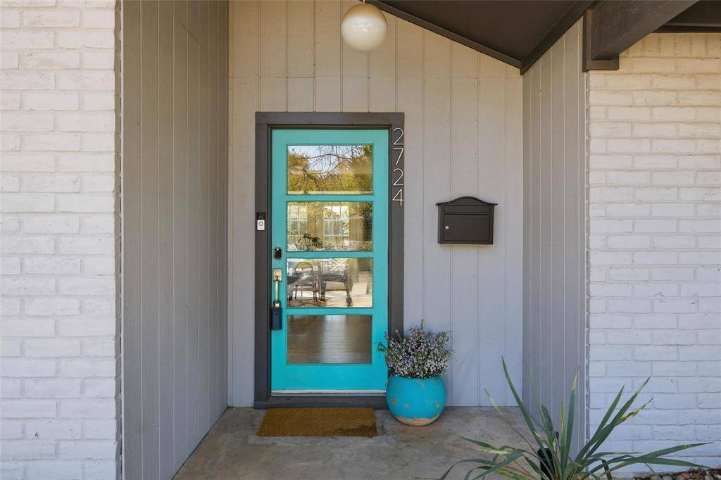 2724 Wooded Acres Drive, Waco, TX 76710