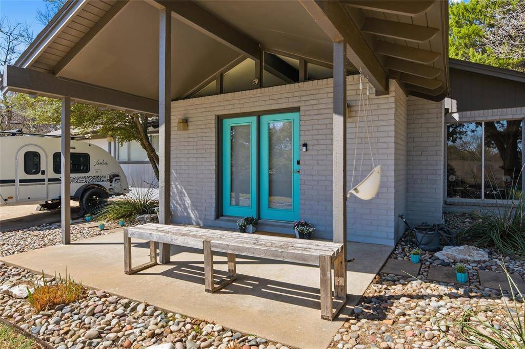 2724 Wooded Acres Drive, Waco, TX 76710