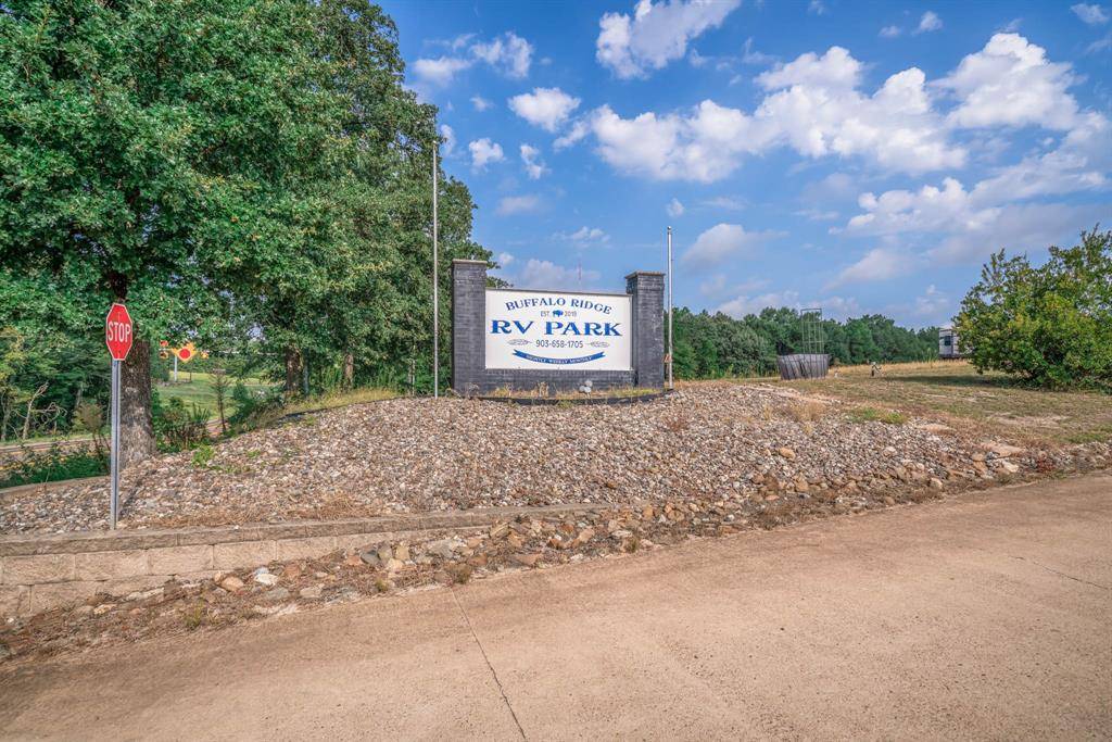 2068 State Hwy 323 Highway, Henderson, TX 75652
