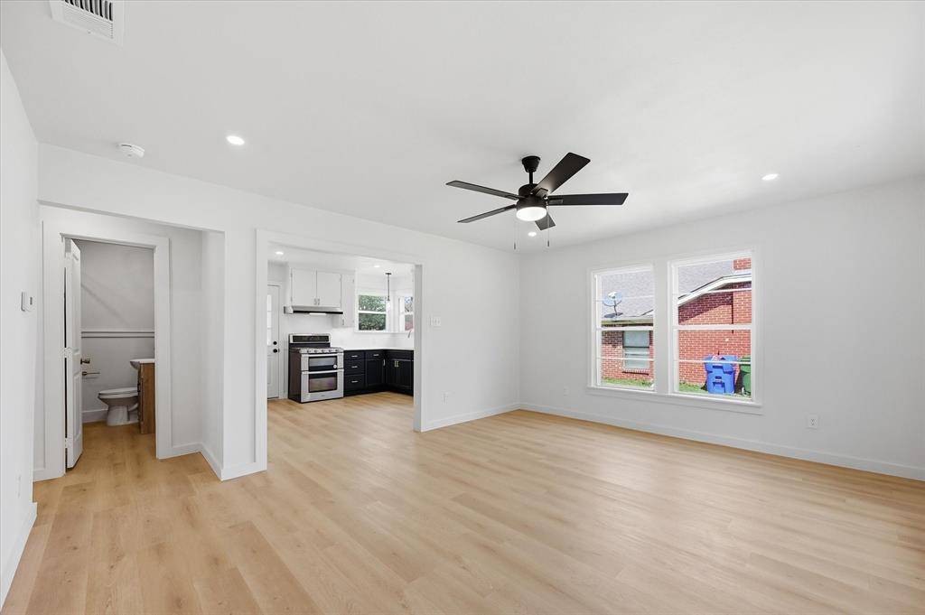 105 E Ard Street, Seagoville, TX 75159