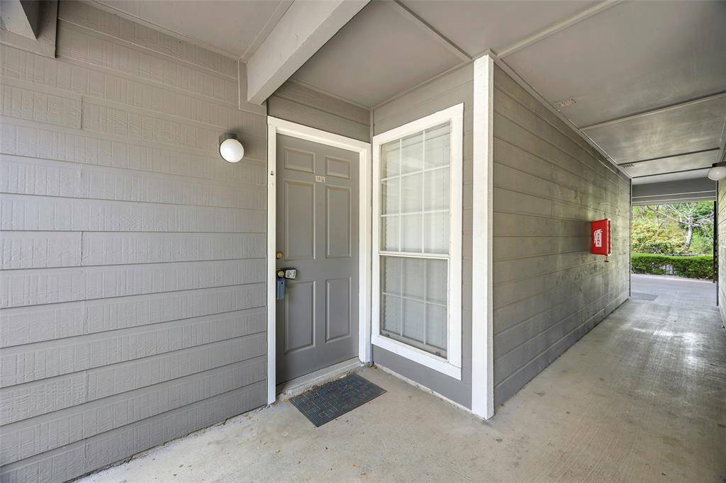 18333 Roehampton Drive #1412, Dallas, TX 75252