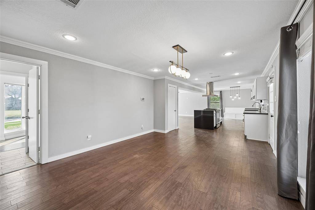 2623 Heatherwood Drive, Dallas, TX 75228