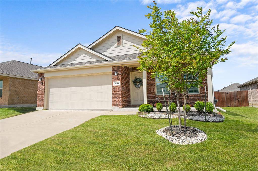 1606 Deerchase Drive, Anna, TX 75409