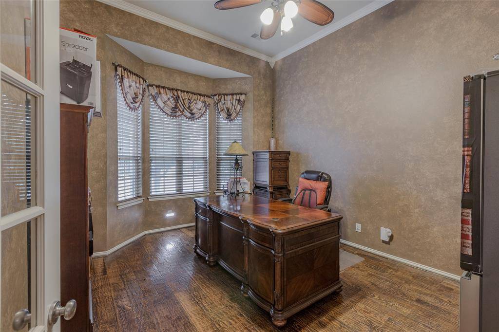 8313 Bayberry Avenue, Lantana, TX 76226